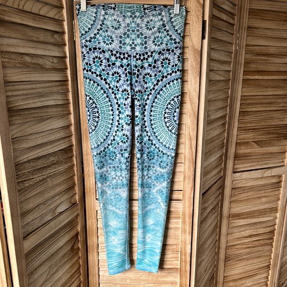 Niyama Sol Barefoot Leggings - Picture 1 of 2